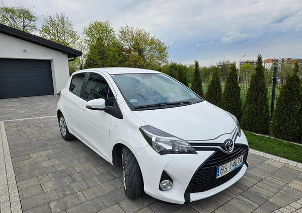 Toyota Yaris cena 34000 przebieg: 149000, rok produkcji 2015 z Suwałki małe 56